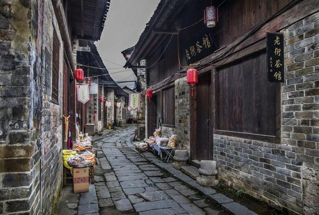 申城街头已年味正浓 普陀区新年街景布置完成